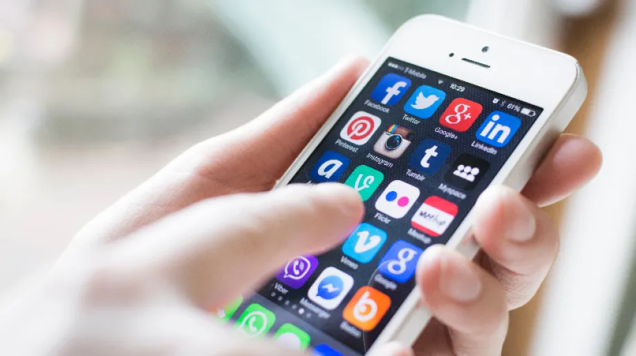 Kobieta znalazła telefon komórkowy w dobrej cenie, który zamówiła. Niestety urządzenie nigdy do niej nie dotarło.
[foto]15547[/foto]
Miesz