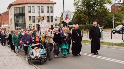 Ostrów Mazowiecka - Po raz 38 wyruszyła Piesza Pielgrzymka Łomżyńska na Jasną Gó