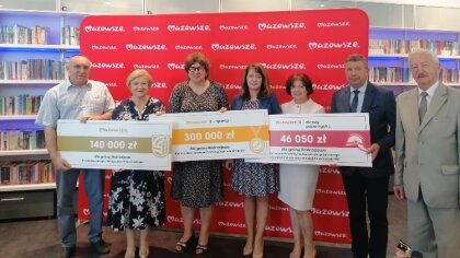 Ostrów Mazowiecka - Wójt gminy Andrzejewo Beata Ponichtera podpisała niedawno ko