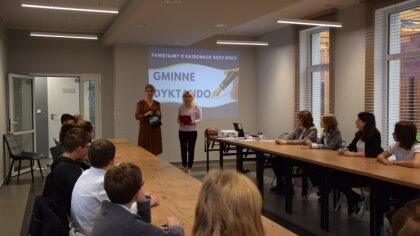 Ostrów Mazowiecka - W Wąsewie odbyło się gminne dyktando, które poprowadzone zos