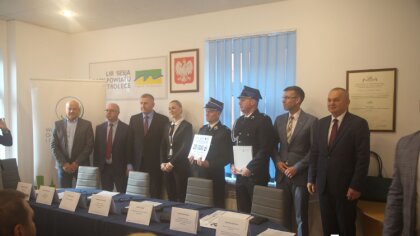 Ostrów Mazowiecka - W Starostwie Powiatowym w Ostrołęce podpisano umowy dotacyjn