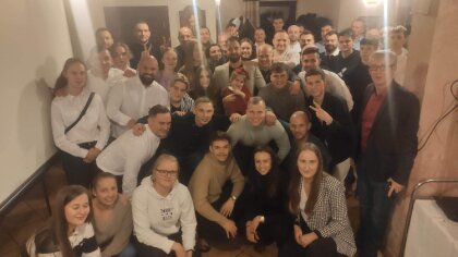 Ostrów Mazowiecka - Wczoraj piłkarze i piłkarki Ostrovii Ostrów Mazowiecka spotk