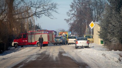 Ostrów Mazowiecka - Do zdarzenia doszło w miejscowości Króle Duże. Kierujący cię