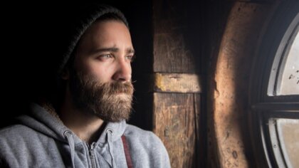 Ostrów Mazowiecka - Coraz częściej na ulicach spotykamy brodatych mężczyzn. Dzię