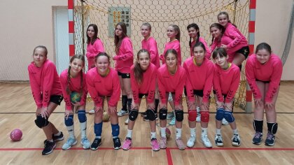 Ostrów Mazowiecka - Po miesięcznej przerwie drużyna dziewcząt starszych z UKS Dw