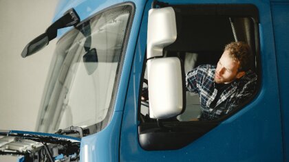 Ostrów Mazowiecka - Samochody ciężarowe wykorzystywane są głównie do przewozu pr