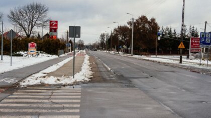 Ostrów Mazowiecka - Pochmurno ze słabymi opadami śniegu (2-5 cm), przechodzącymi
