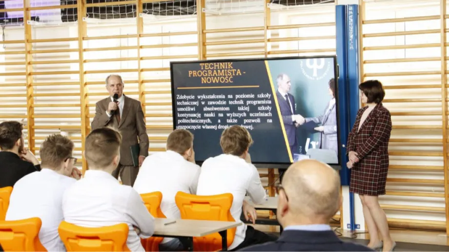 Fot. Zespół Szkół nr 2 w Ostrowi Mazowieckiej