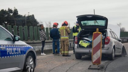 Ostrów Mazowiecka - Do zdarzenia drogowego doszło na trasie S8. Funkcjonariusze 