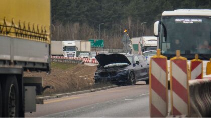 Ostrów Mazowiecka - Na miejscu zdarzenia pojawił się patrol ruchu drogowego, któ