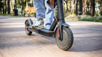 Ostrów Mazowiecka - Mazowiecka Policja ruszyła z akcją prewencyjną „e-HULAJNOGA,