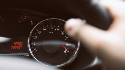 Ostrów Mazowiecka - Na drodze S8 w Nagoszewie patrol ruchu drogowego z grupy SPE