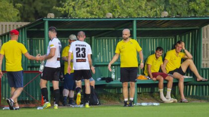 Ostrów Mazowiecka - Nie było niespodzianki w meczu Ostrovii z Narwią Ostrołęka.