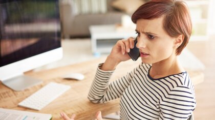 Ostrów Mazowiecka - W związku z kolejnymi oszustwami, do jakich dochodzi za pośr