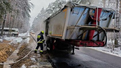 Ostrów Mazowiecka - W poniedziałek 20 listopada w Broku doszło do pożaru samocho