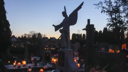 Ostrów Mazowiecka - Wszystkich Świętych, obchodzone 1 listopada, to jedno z najb