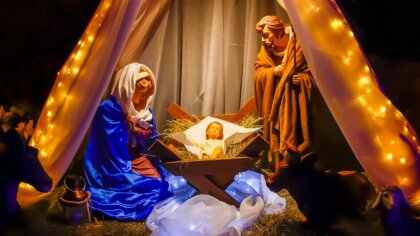 Ostrów Mazowiecka - Podczas Bożego Narodzenia, szopki bożonarodzeniowe są centra