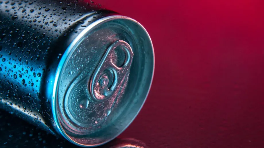 W ostrowskiej komendzie policji rozpoczęły się czynności wyjaśniające w związku ze zgłoszeniem sprzedaży energetyka 14-letniemu chłopcu. 