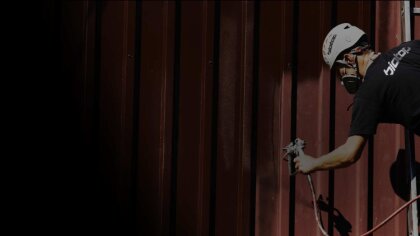 Ostrów Mazowiecka - Malowanie dachu z blachy trapezowej to nie tylko sposób na o