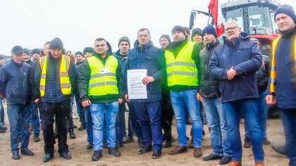 Ostrów Mazowiecka - W piątek, 9 lutego 2024 roku rolnicy z powiatu ostrowskiego 
