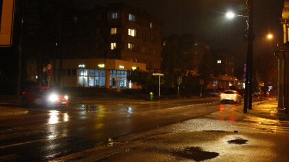 Ostrów Mazowiecka - Zachmurzenie zmienne. W Małopolsce i na Podkarpaciu przelotn