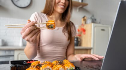 Ostrów Mazowiecka - Popularność kuchni japońskiej, z naciskiem na sushi, wciąż r