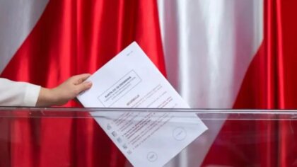Ostrów Mazowiecka - Do godz. 17.00 do urn wyborczych poszło 25.380 osób z powiat