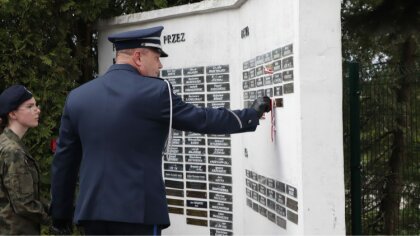 Ostrów Mazowiecka - Uroczyste obchody 84. Rocznicy Zbrodni Katyńskiej w Ostrowi 