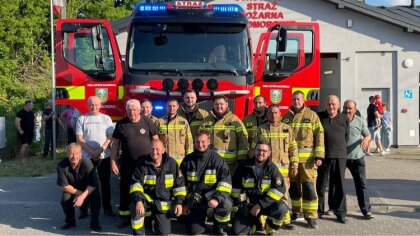 Ostrów Mazowiecka - Do Ochotniczej Straży Pożarnej w Komorowie dotarł nowy wóz s