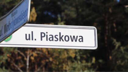 Ostrów Mazowiecka - W końcu koniec z wertepami. Ulica Piaskowa dostanie nową naw