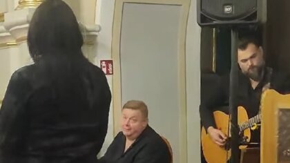 Ostrów Mazowiecka - Pieśń „Wśród tylu dróg” w wykonaniu zespołu RAM z Ostrowi Ma