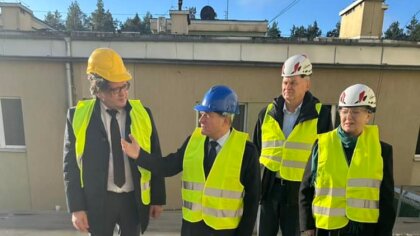 Ostrów Mazowiecka - Członkowie Zarządu Powiatu wczoraj odwiedzili szpital w Ostr