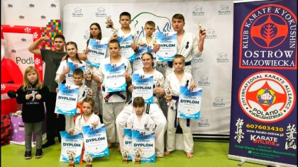 Ostrów Mazowiecka - W Narewce odbył się Turniej Mikołajkowy, który przyciągnął 1