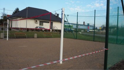 Ostrów Mazowiecka - W Andrzejewie powstało nowe boisko do siatkówki plażowej w r
