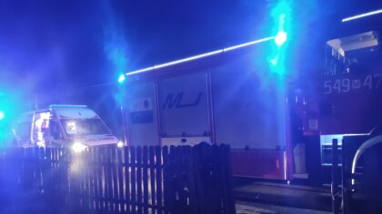 Ostrów Mazowiecka - Chwile grozy w Małkini Dolnej. Jeden z domowników zaczął nag