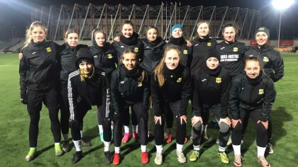 Ostrów Mazowiecka - Piłkarki z Ostrowi Mazowieckiej rozegrały kolejny mecz przyg