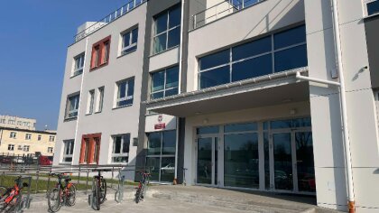Ostrów Mazowiecka - Nowy budynek tzw. Małej Jedynki został oficjalnie oddany do 