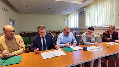 Ostrów Mazowiecka - W dniu 9 maja podpisano umowę pomiędzy Gminą Stary Lubotyń a