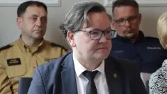 Dyrektor ostrowskiego szpitala pokazał majątek. Ponad pół miliona złotych dochodu i duże …