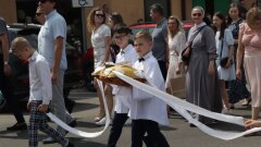 Ostrów Mazowiecka - Wierni wyszli dziś na ulice Ostrowi Mazowieckiej, 