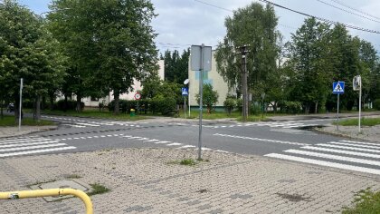 Ostrów Mazowiecka - Na skrzyżowaniu ulic Szkolnej i Sportowej w Ostrowi Mazowiec