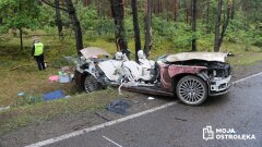 Ostrów Mazowiecka - Luksusowy Mercedes Maybach, który uległ wypadkowi 