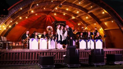 Ostrów Mazowiecka - Muszla koncertowa w Ogródku Jordanowskim zamieniła się w weh