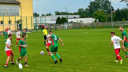 Ostrów Mazowiecka - Po 55 dniach przerwy wracają piłkarskie emocje w siedleckiej