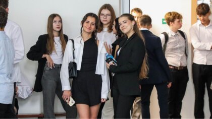 Ostrów Mazowiecka - Nowy rok szkolny rozpoczęty. Uczniowie wrócili do szkół w Os