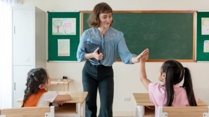 Ostrów Mazowiecka - Pedagogika od lat przyciąga osoby, które chcą wspierać innyc