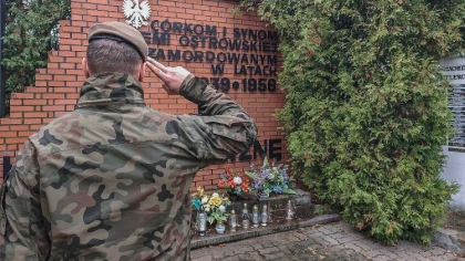 Ostrów Mazowiecka - Cmentarze m.in. w Ostrowi Mazowieckiej, Pecynce, Jarząbku i 