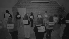 Technologia nie zastąpi relacji. Spot młodzieży z Ostrowi Mazowieckiej (wideo)