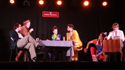 Ostrów Mazowiecka - Na widzów czeka teatralny wieczór z klasyką, emocjami i loka