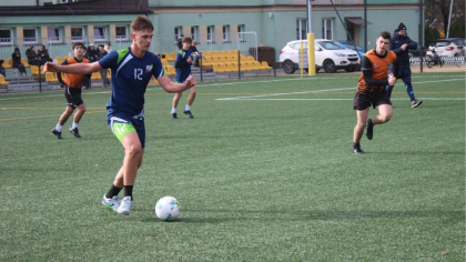 Ostrów Mazowiecka - 4 listopada 2025 roku na boisku Rubinek przy Zespole Szkół n